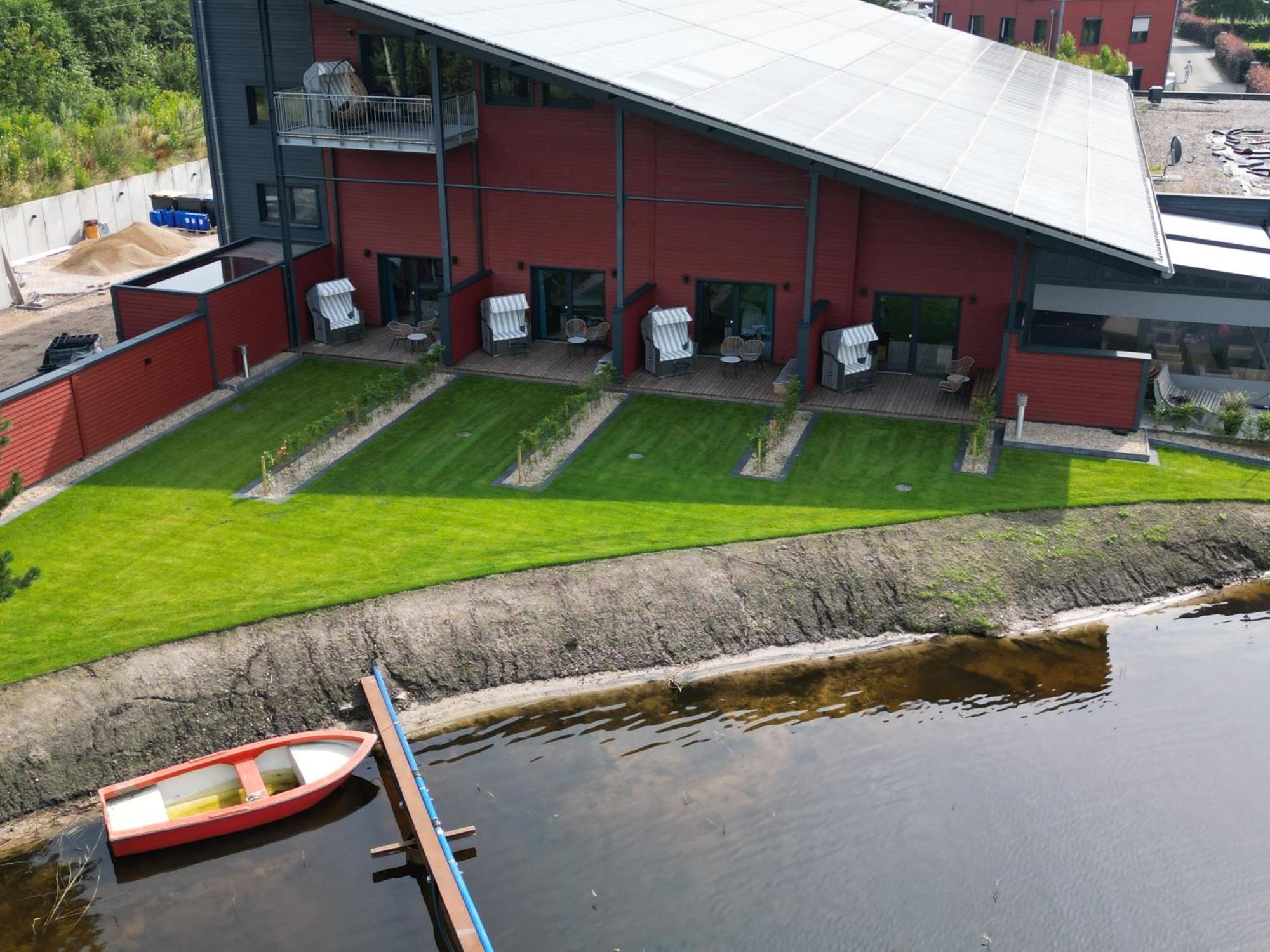 Veenland Hotel Haren Bagian luar foto