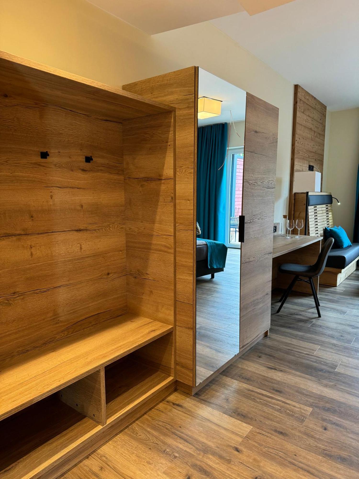 Veenland Hotel Haren Bagian luar foto