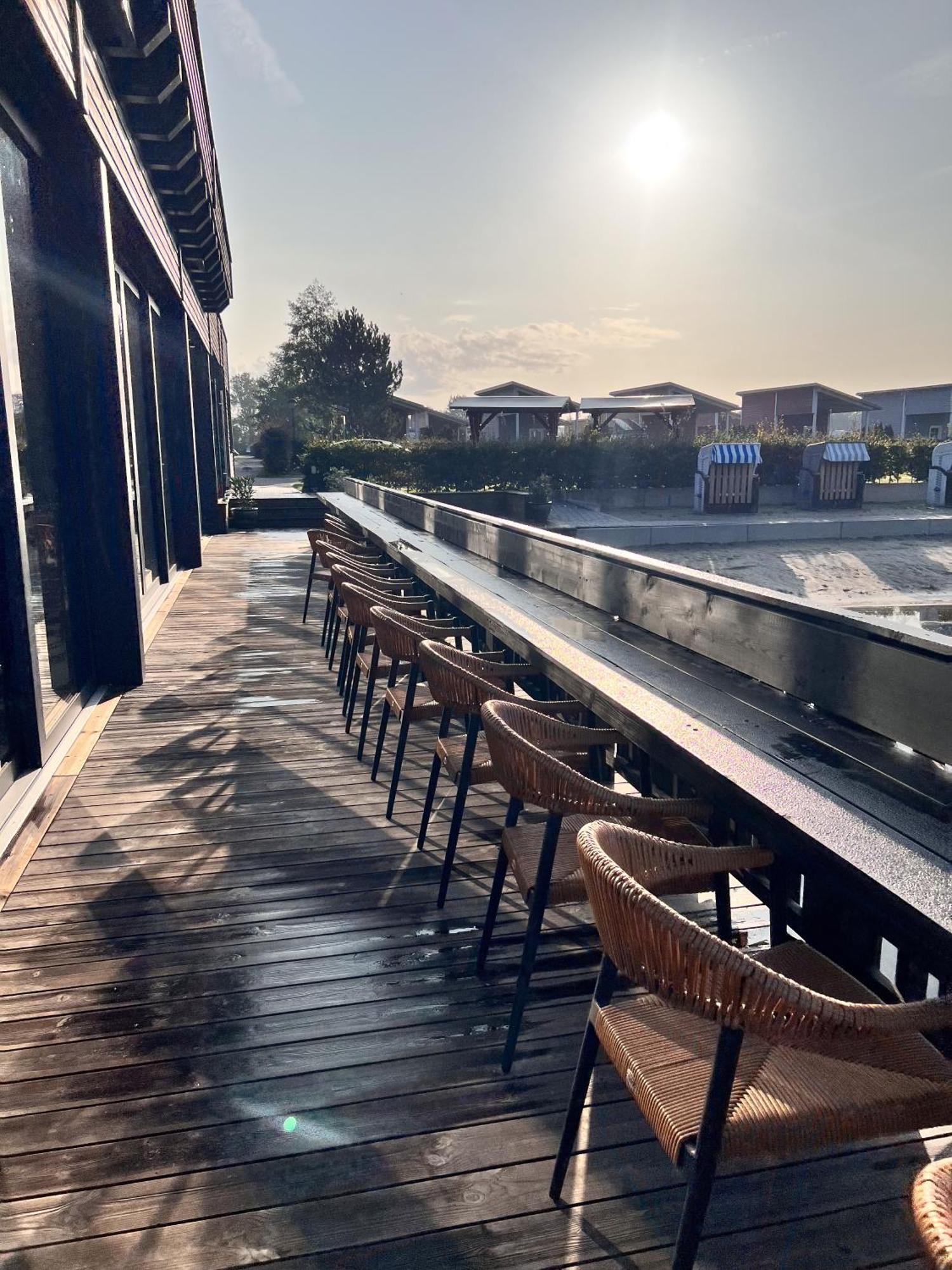 Veenland Hotel Haren Bagian luar foto