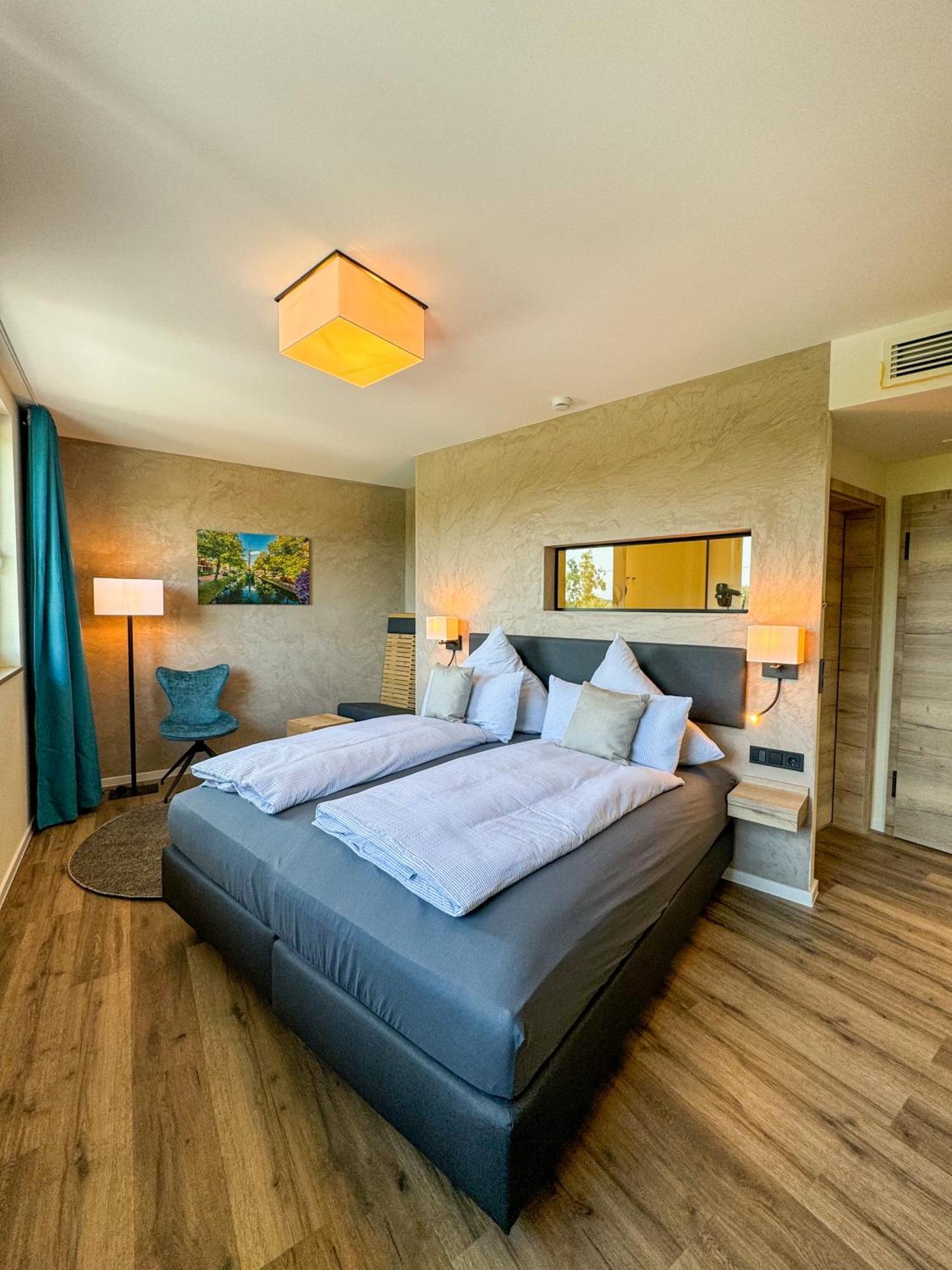 Veenland Hotel Haren Bagian luar foto