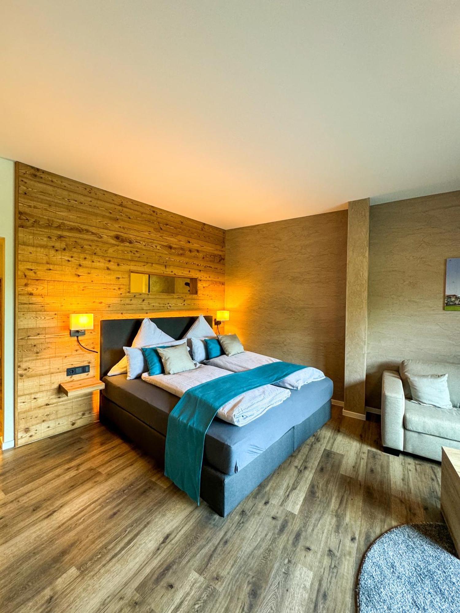 Veenland Hotel Haren Bagian luar foto