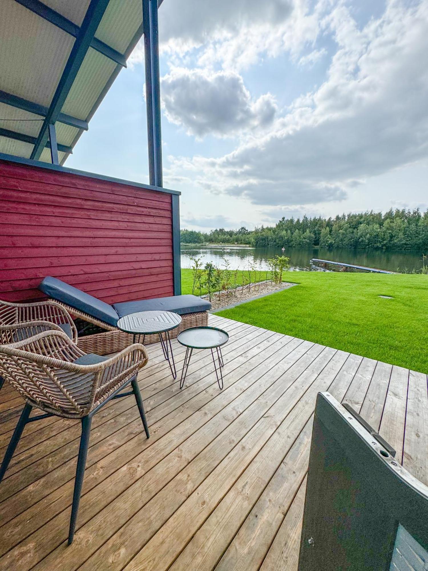 Veenland Hotel Haren Bagian luar foto