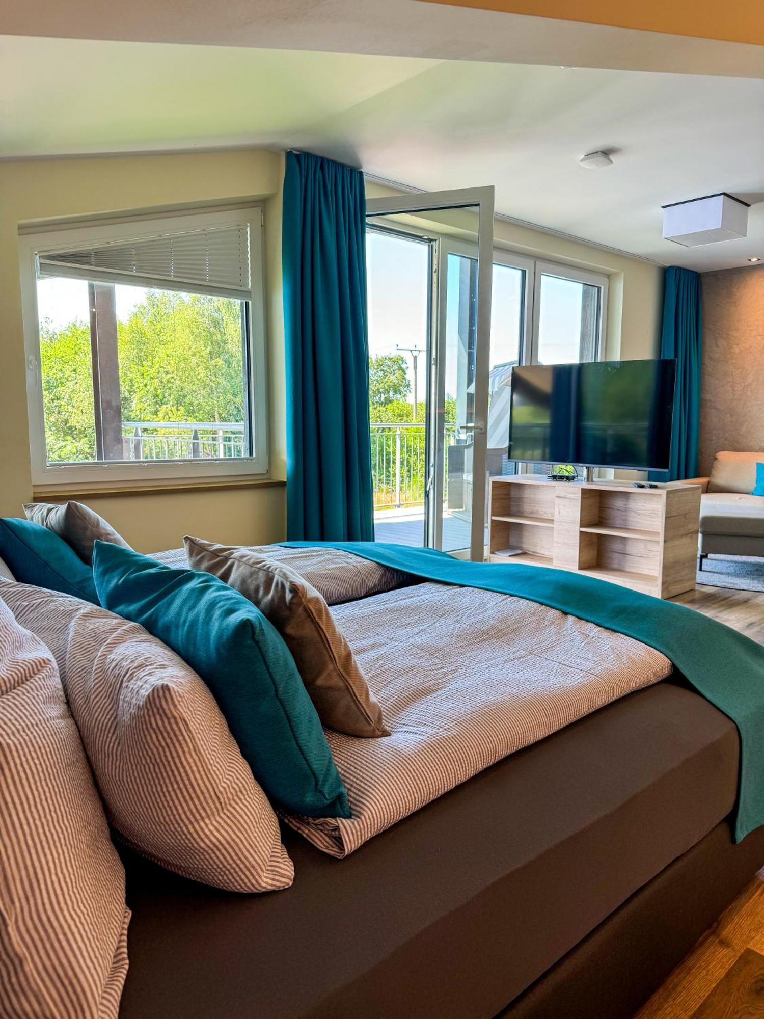 Veenland Hotel Haren Bagian luar foto